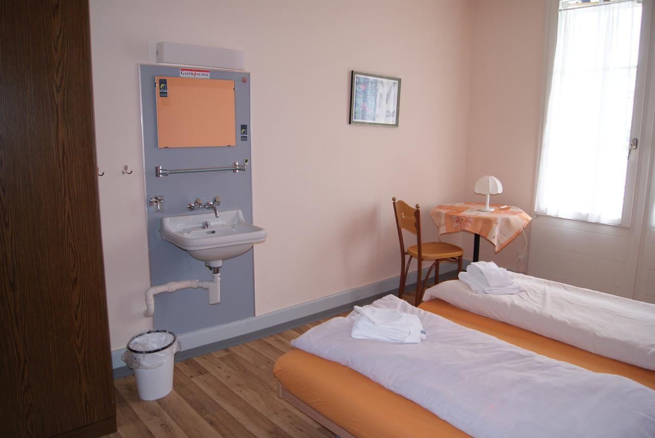 Hotel Schlosspintli Spiez Ngoại thất bức ảnh