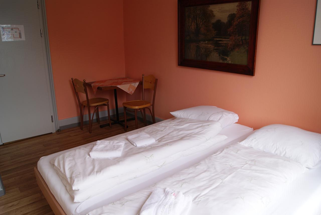 Hotel Schlosspintli Spiez Ngoại thất bức ảnh